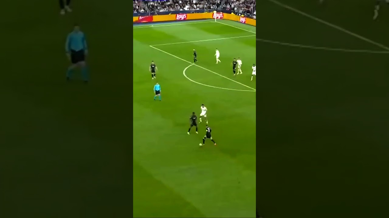 football lovers #revengereturns #treadingmemes #shorts#story #skills #gameplay #meme #highlightmatch