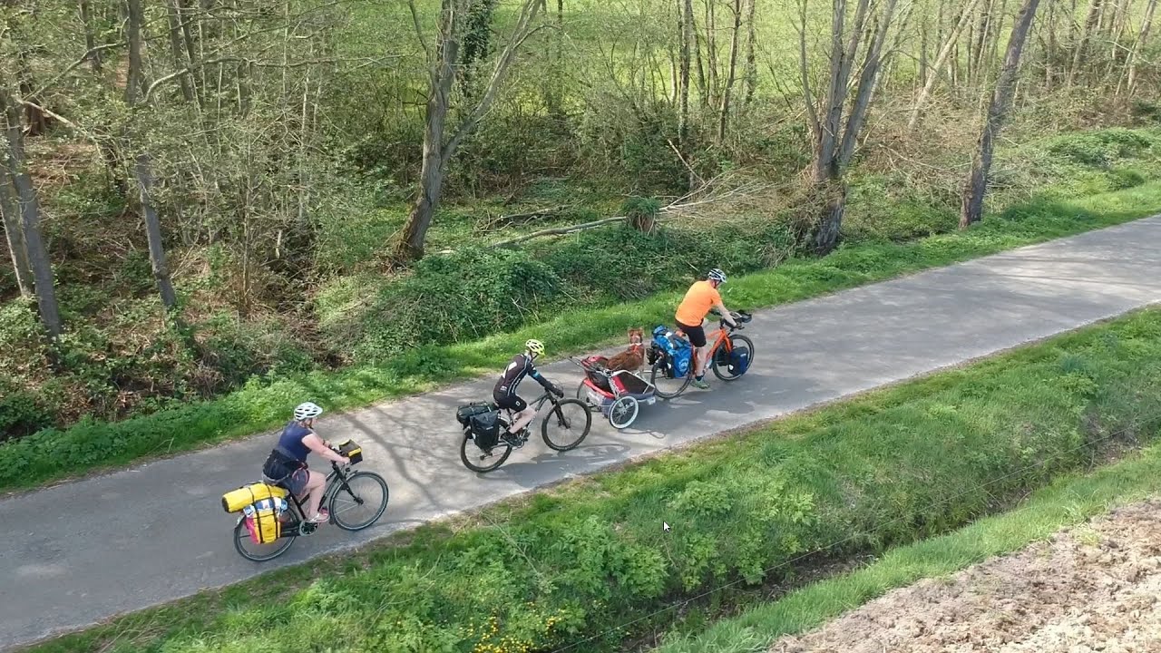 Fietsvakantie met de hond en een tiener