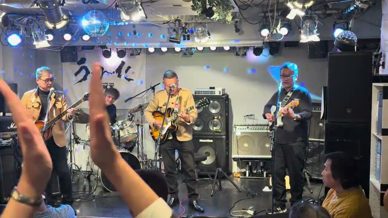 Shout & Harmony 🎸🥁🎤🔥I want to hold your hand 🇬🇧 Enjoy The Beatles 