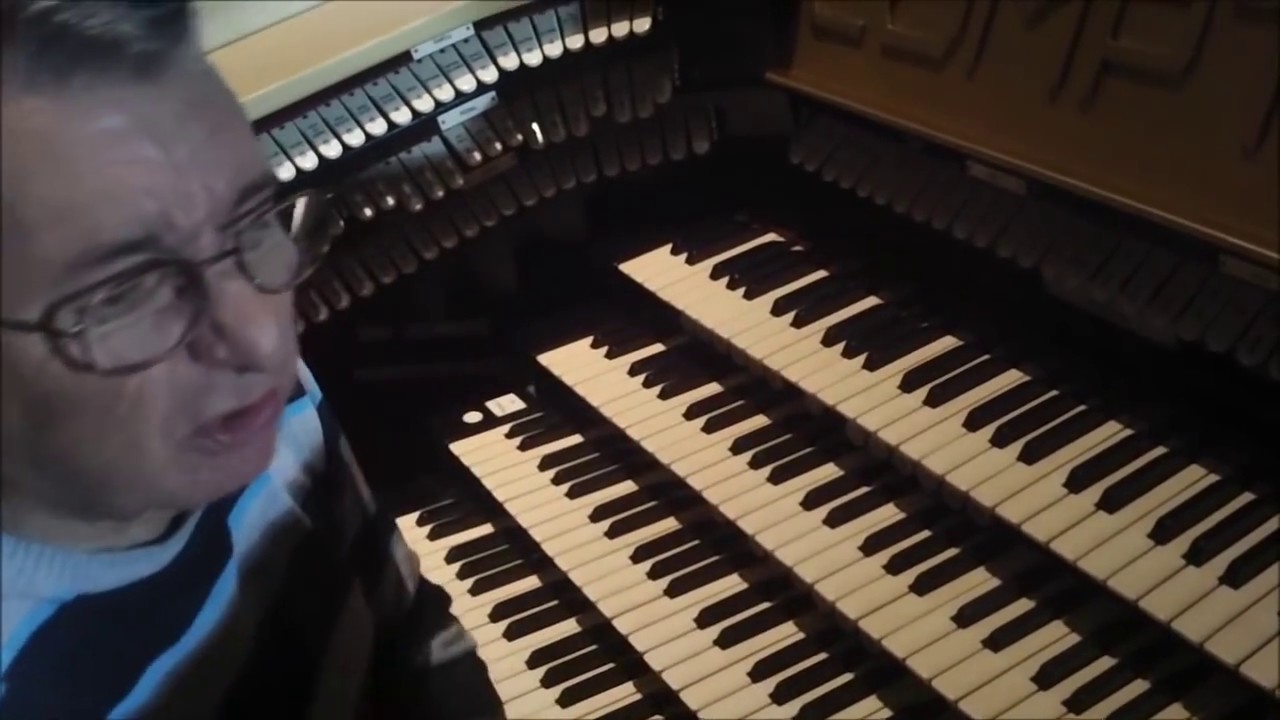 The concert organ of Wolverhampton Civic Hall.