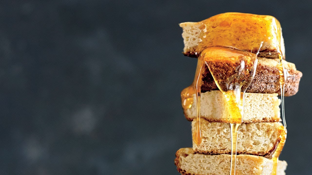 Skillet Cornbread | A Classic Southern Comfort Food