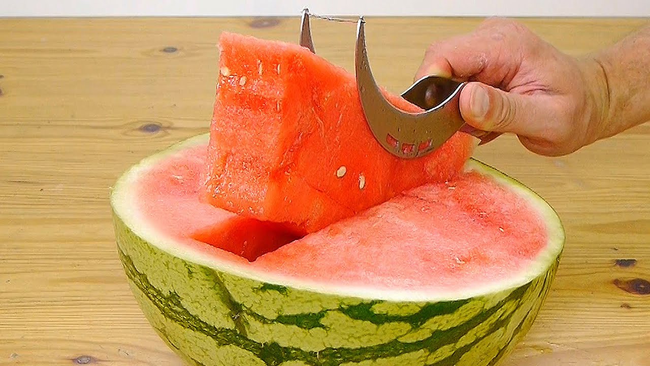 How To Cut Watermelon - Slicer Test and Review
