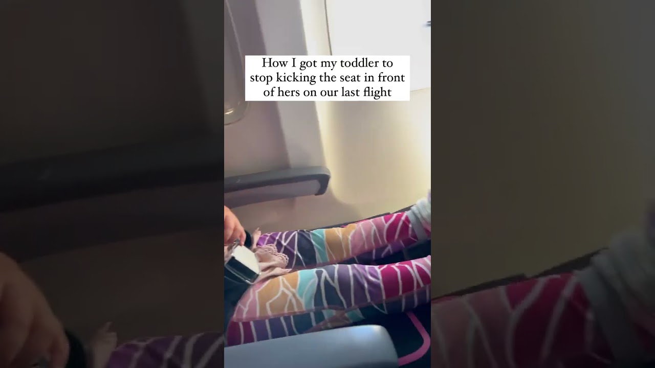 They just need some support for the dangling feet 😉 #flyingwithbaby #babytraveller #babytravel