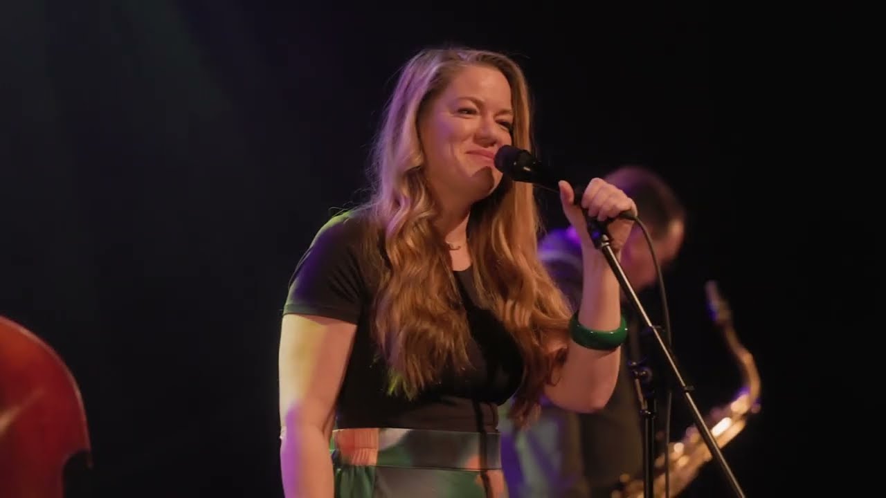 Emilie-Claire Barlow - Sunshine Superman - live at Théâtre Lac Brôme