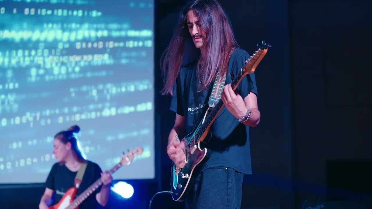 20. Far From Over - Soundtrack Live