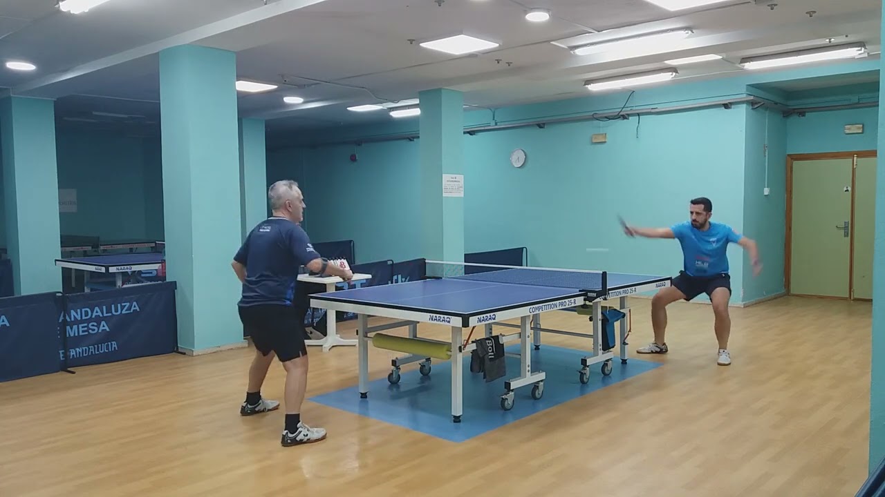 LA 3a 101225 Elias Gonzalez vs David Barreno Tenis Mesa GRANADA - CR Salcedo Cargo