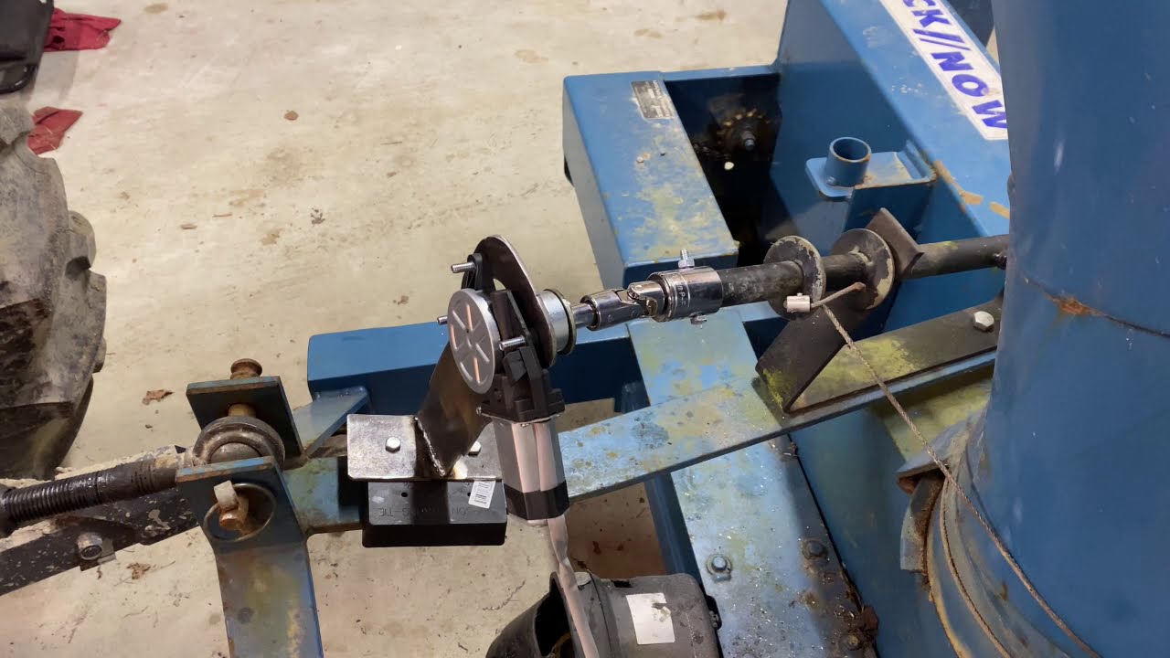 LuckNow Snow Thrower- Motorized Chute Rotator