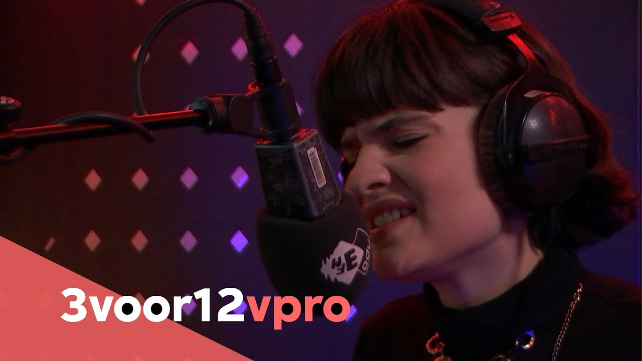 Violetta Zironi  - live at 3voor12 Radio