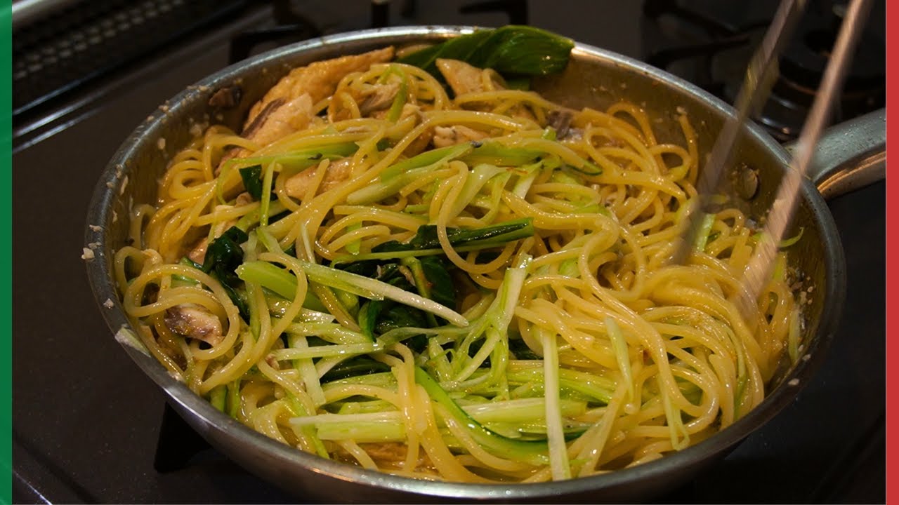 【みんな久しぶり！】これでサバの臭みを消す！冷凍サバと小松菜のパスタ【Spaghetti con sgombro e bietole】