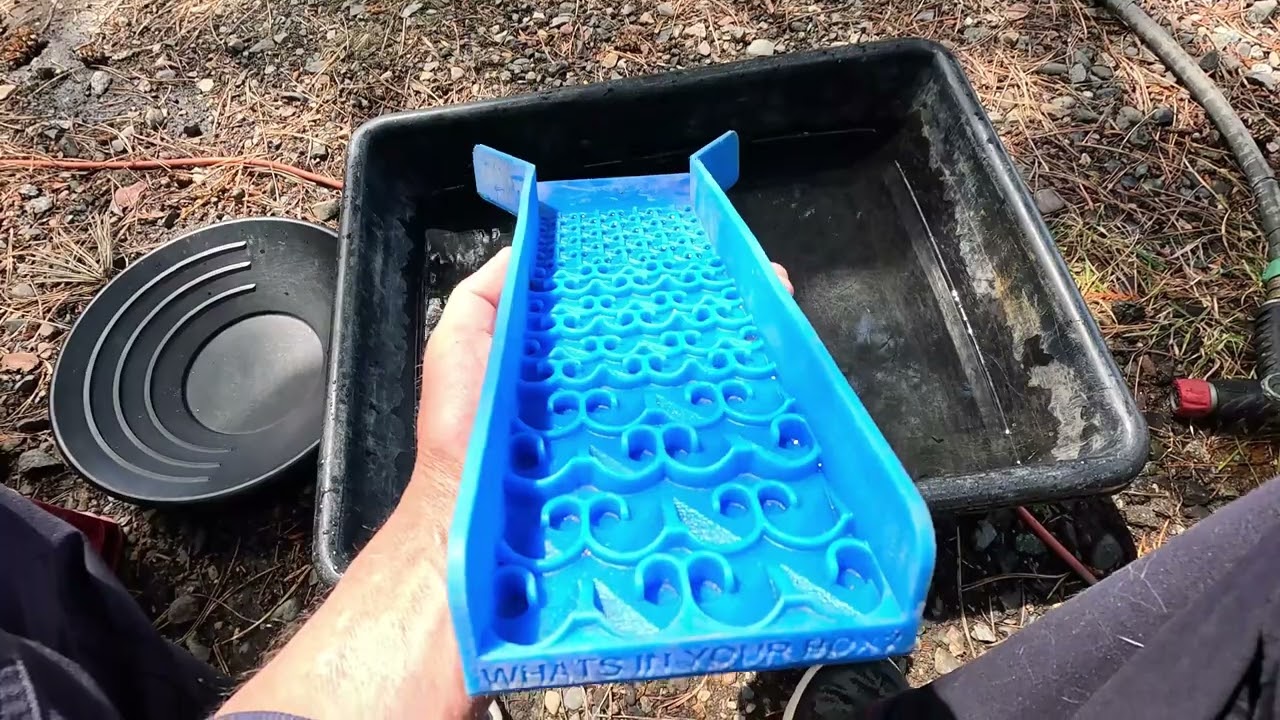 Mini Dream Mat Sluice What's In Your Box