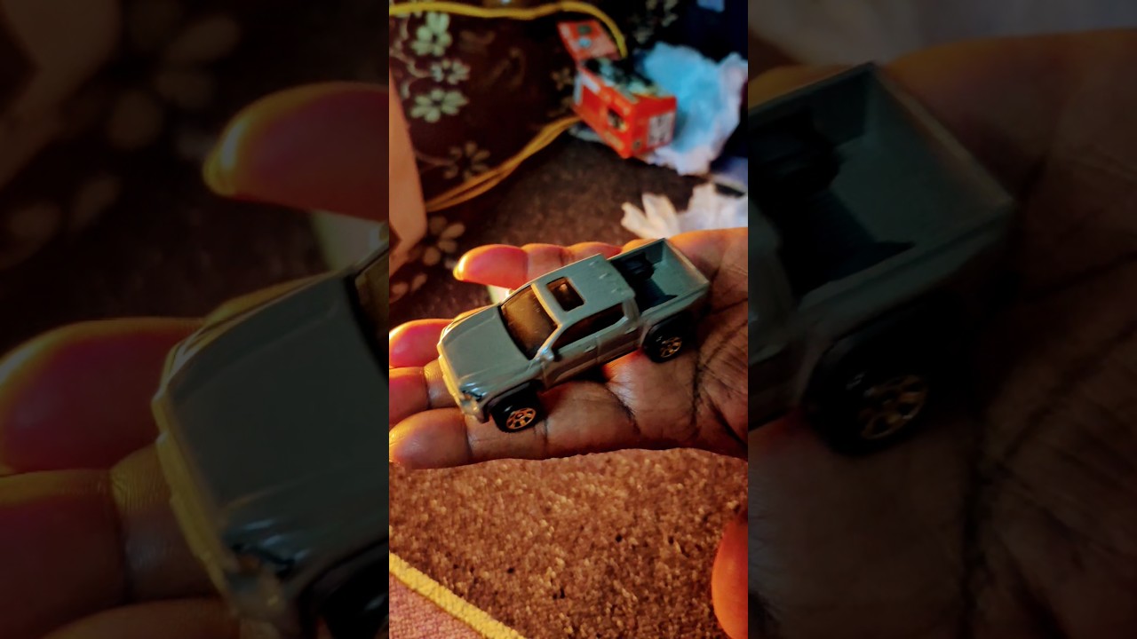 Unboxing two Matchbox Suv's😍 