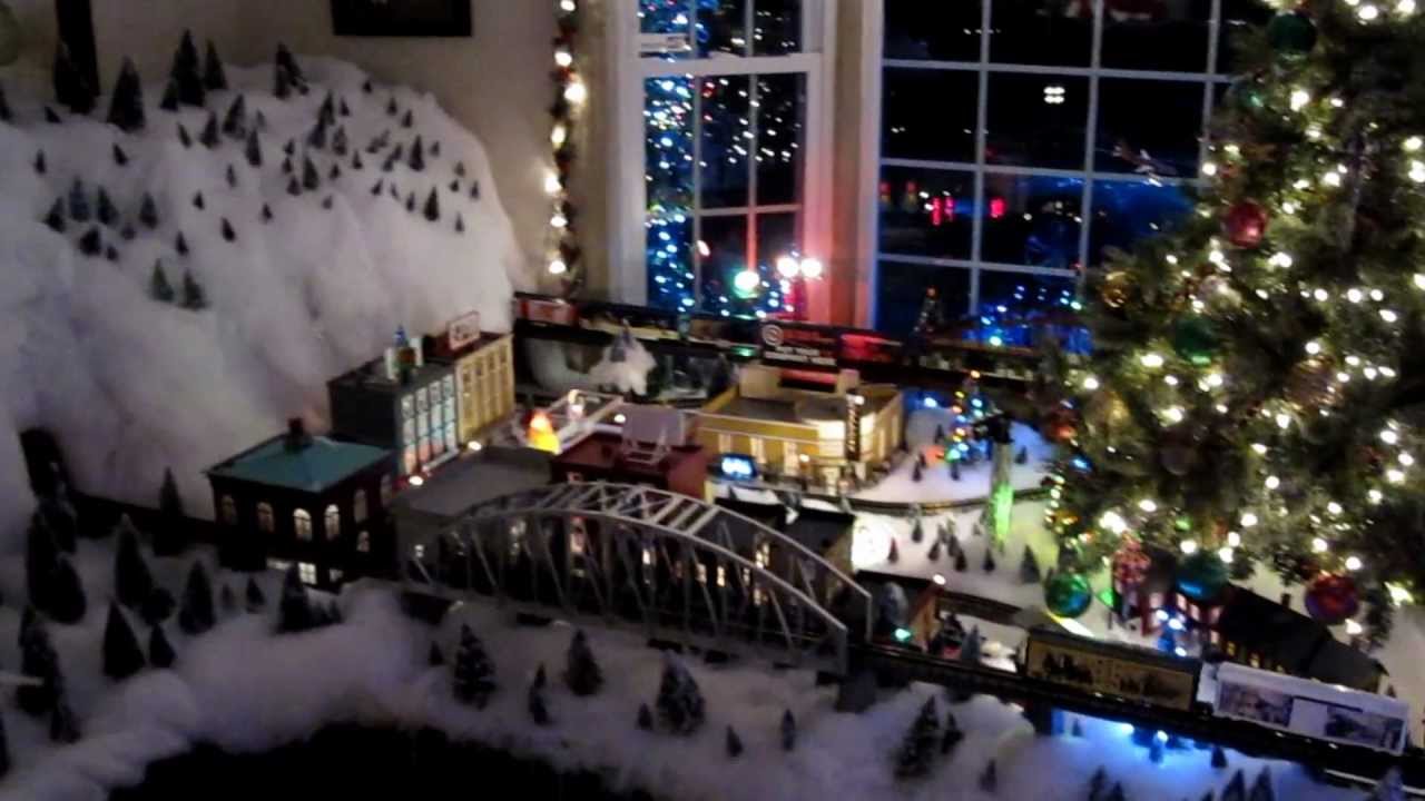 John & Lan's 2012 Train Layout - Winter Wonderland