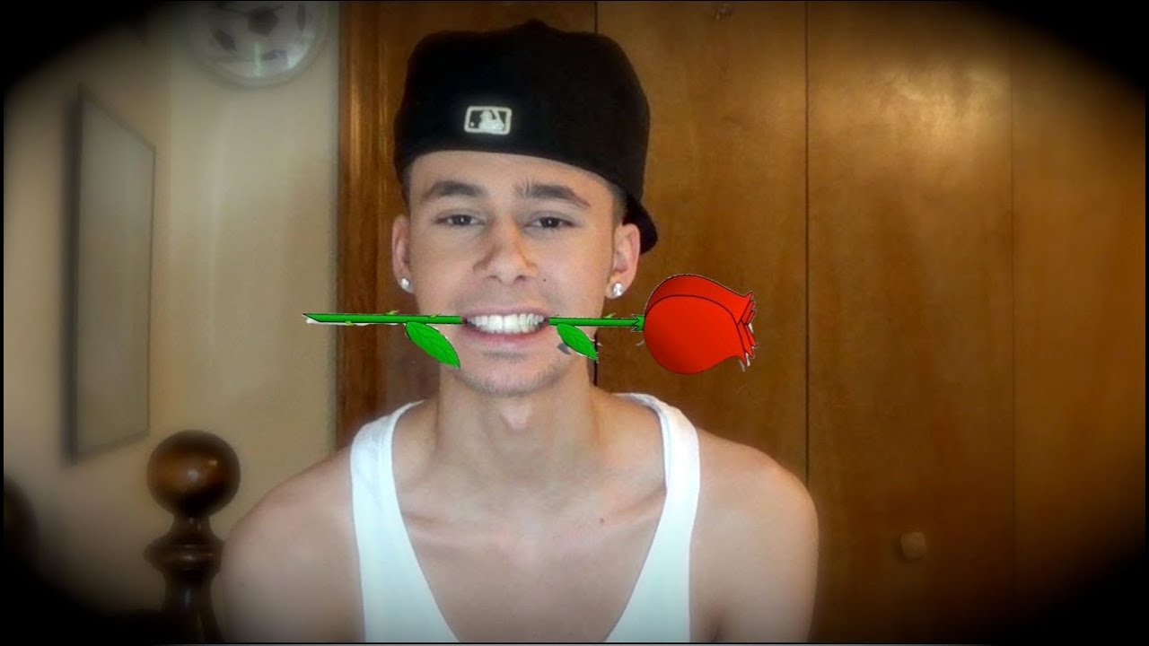 MY FIRST KISS!!