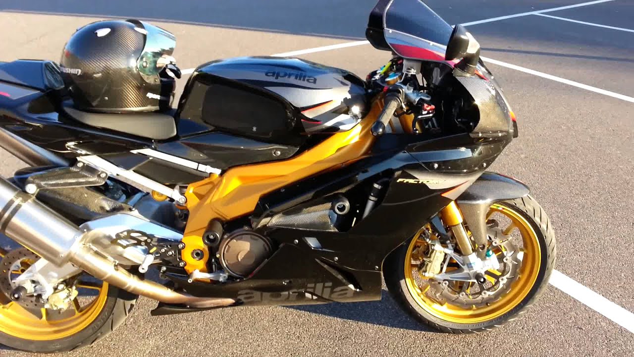 Aprilia RSV 1000 R Factory - Akrapovic system exhaust