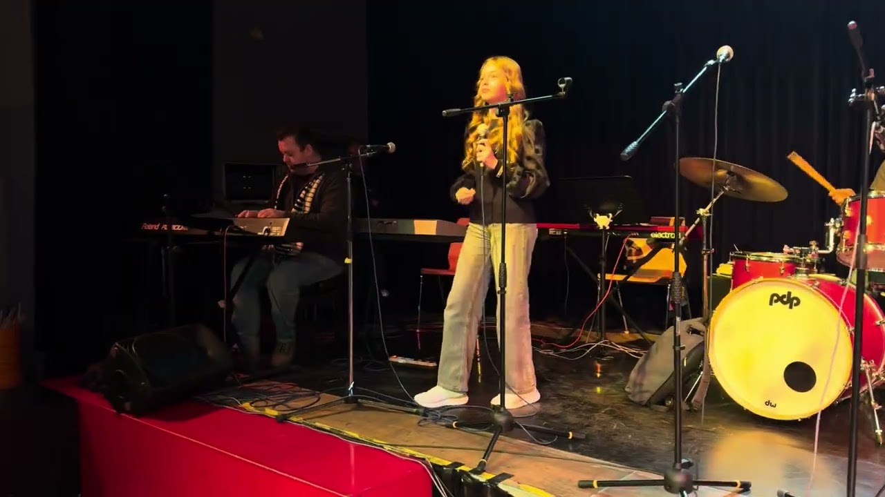 Live performance Varvara Ivonchyk, “Bye Bye Blackbird”