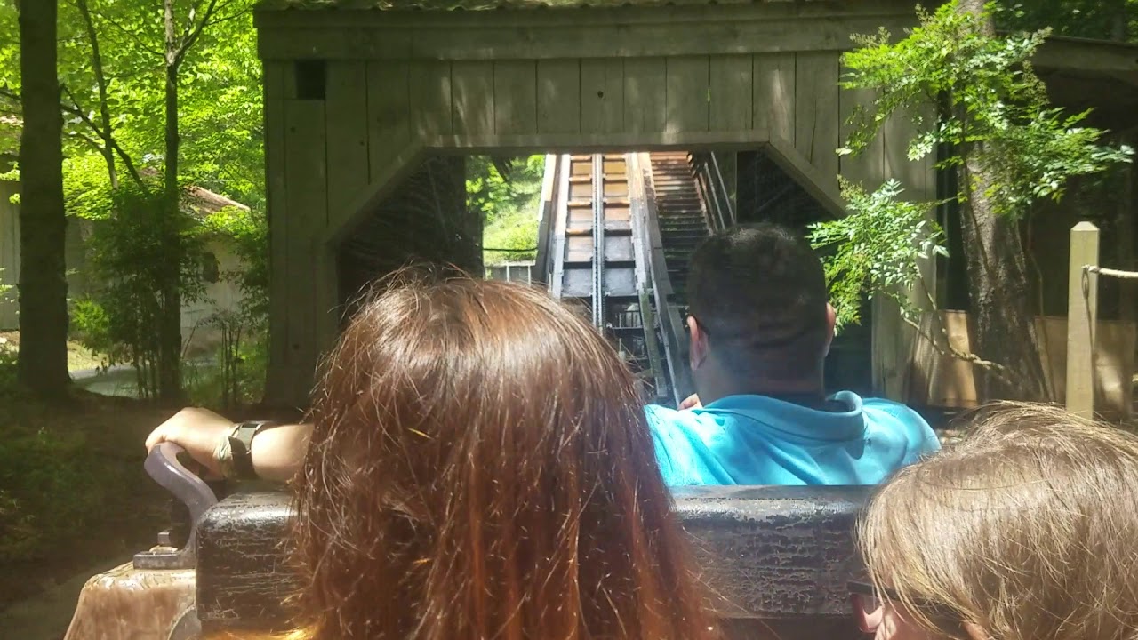 Dollywood Daredevil Falls Ride