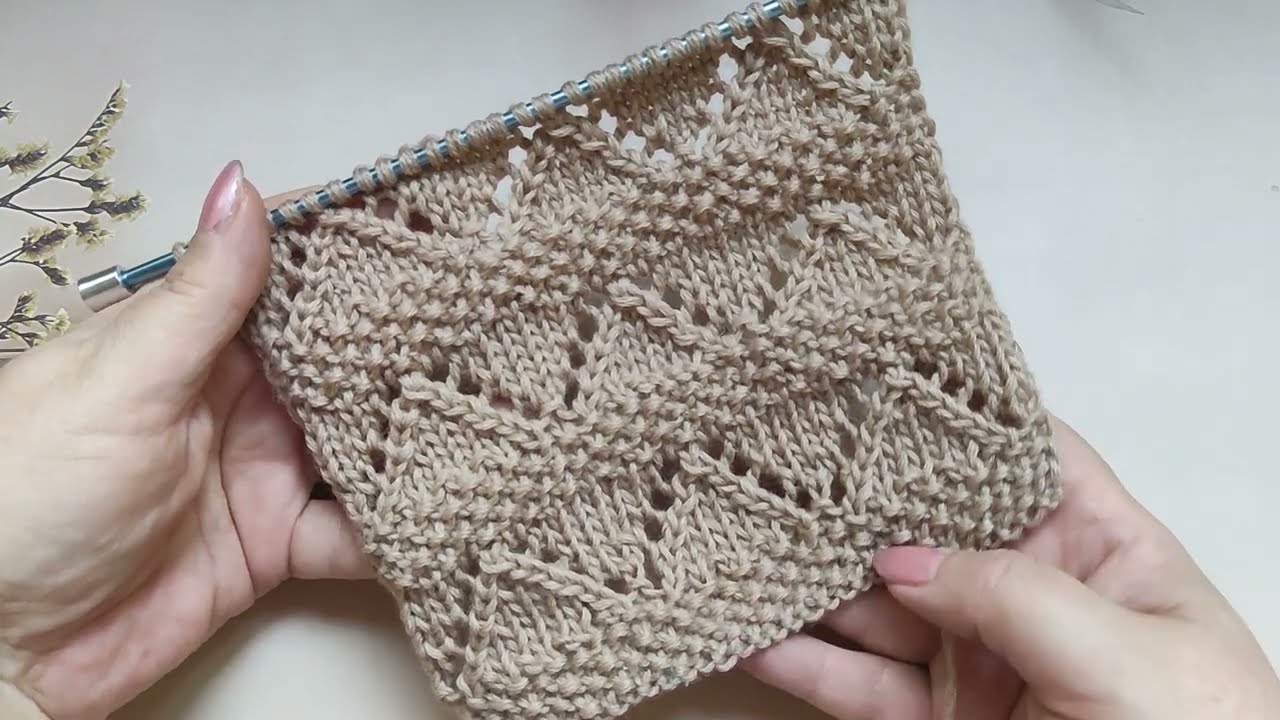 Lace Zigzag Knit Stitch | Zick-Zack Muster stricken | Punto zigzag ai ferri | Punto zig zag