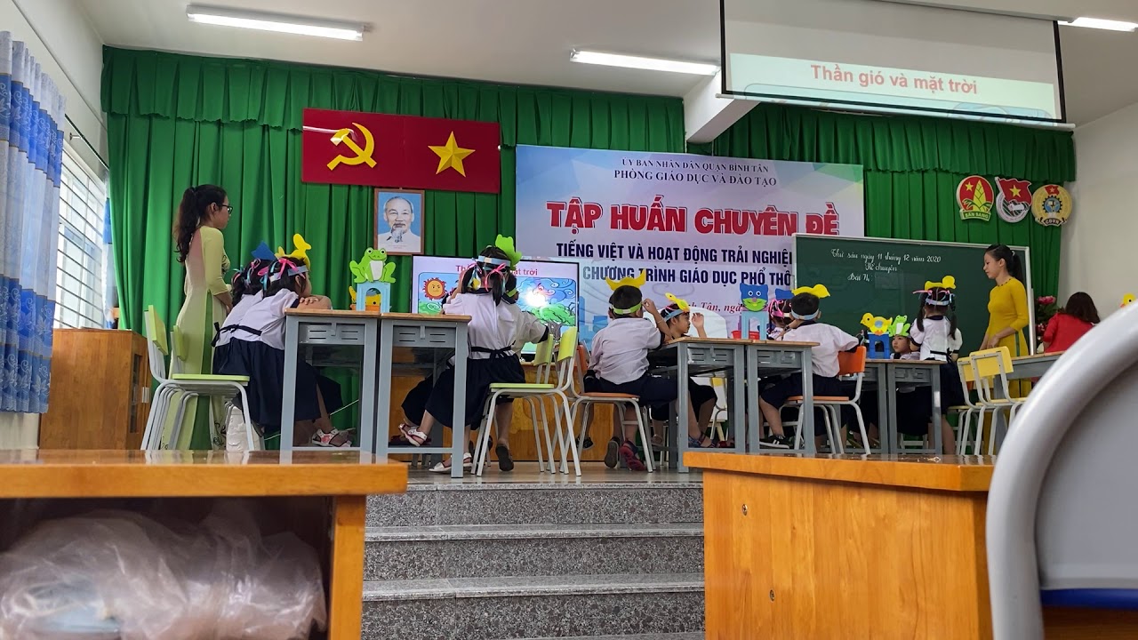 CTGDPT 2018 kể chuyện lớp 1- thần gió và mặt trời