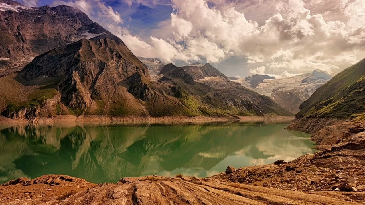 Ponderous Days / Relaxing Music