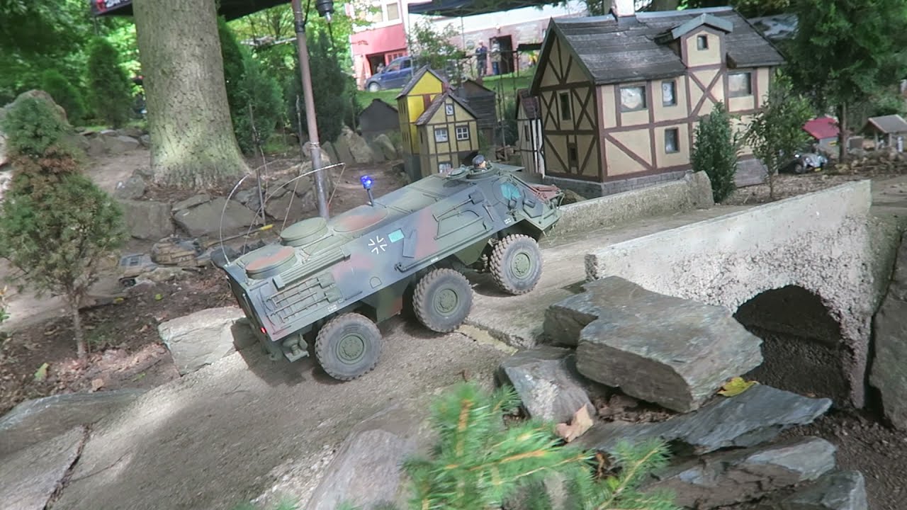 AFV Fuchs RC 1:16