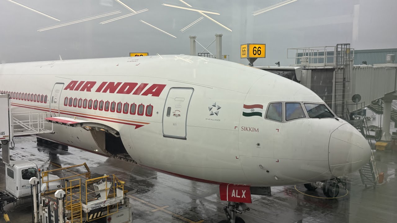 AIR INDIA BOEING 777-300ER (BUSINESS CLASS) | VANCOUVER - DELHI | AI186