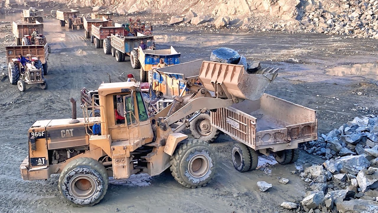 Sooper Stone 🗯️ Massive Rock Loading Show By Powerful 966 Wheel Loader 