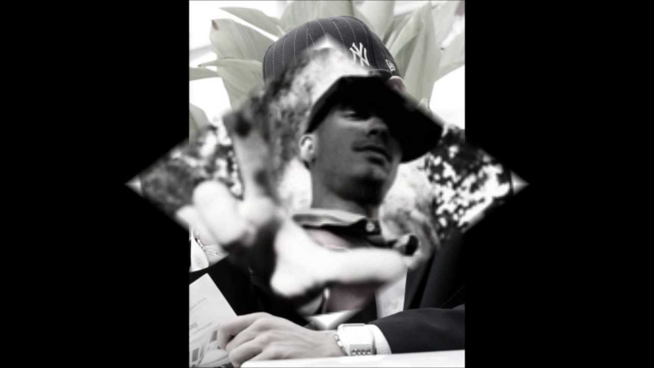 Beneluxus - Zeitreise feat. Flashback