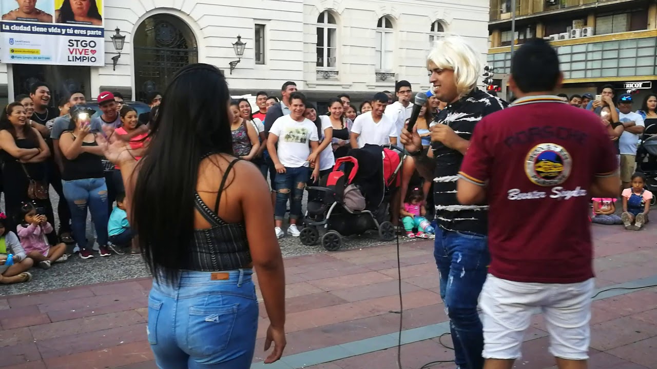 Cómicos ambulantes jeferson y figurita Santiago 2019
