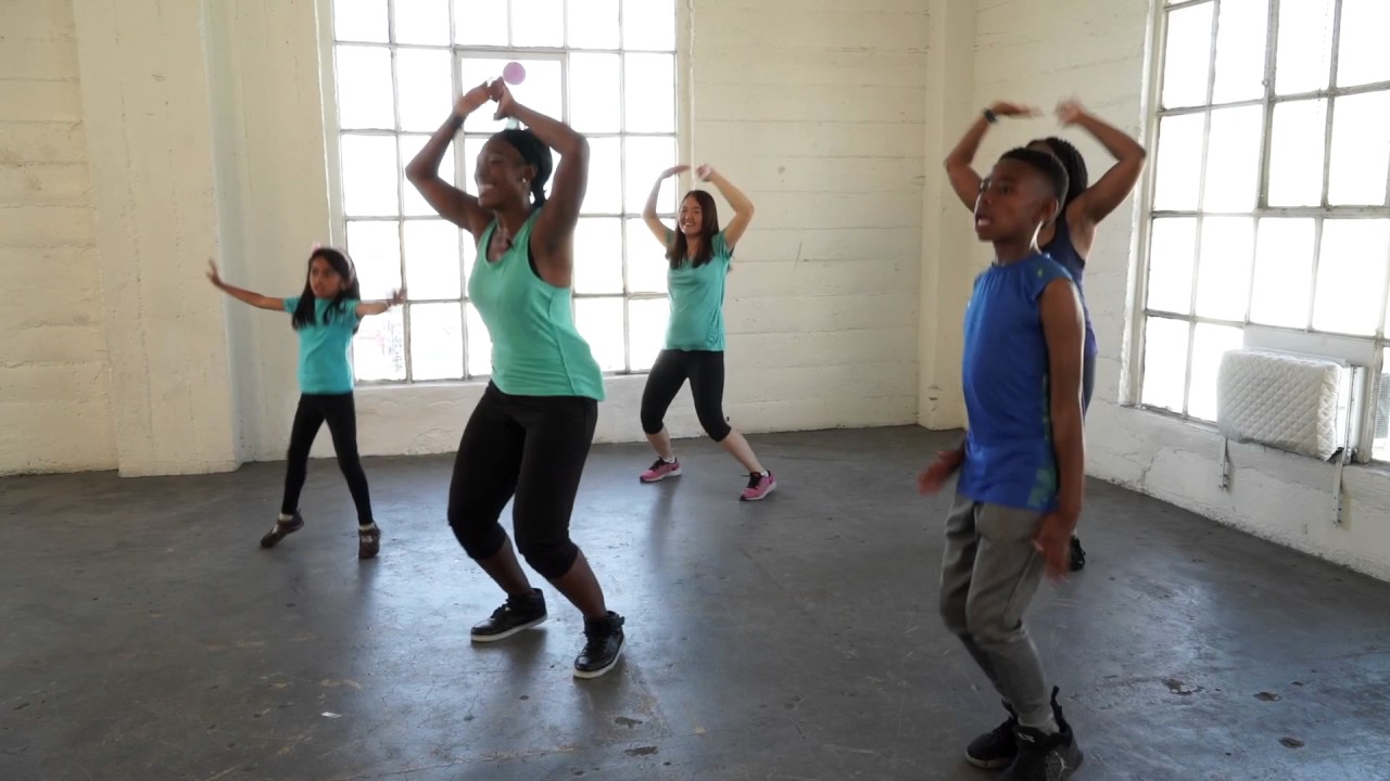 5 Mommy And Me Dance Moves | Dance Workout