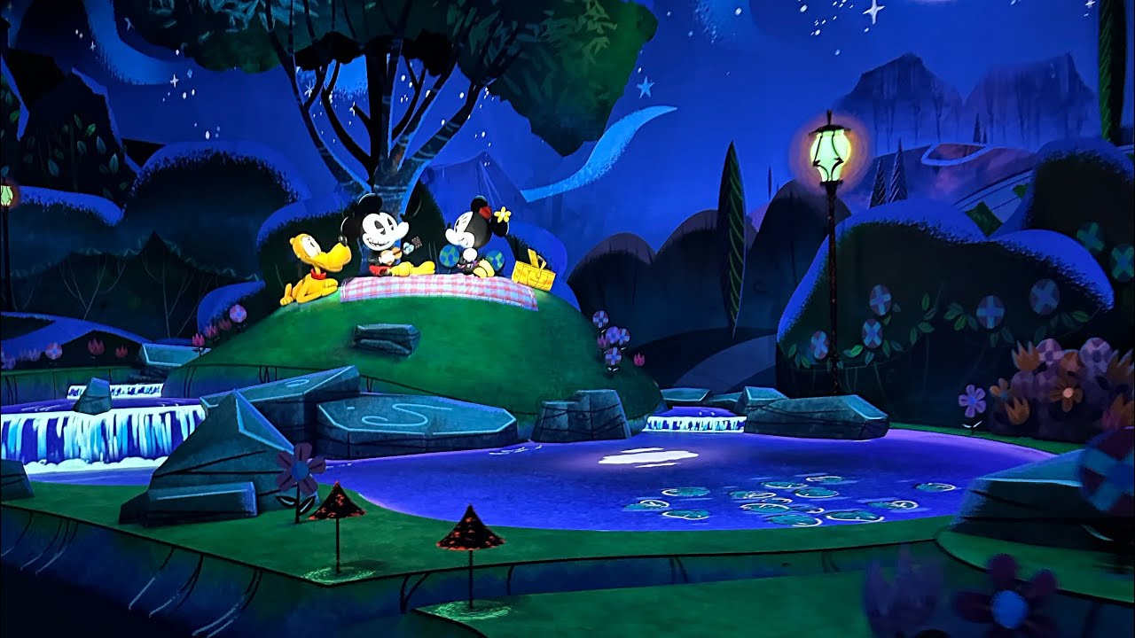 OPENING DAY: Mickey & Minnie’s Runaway Railway Queue and Ride Through