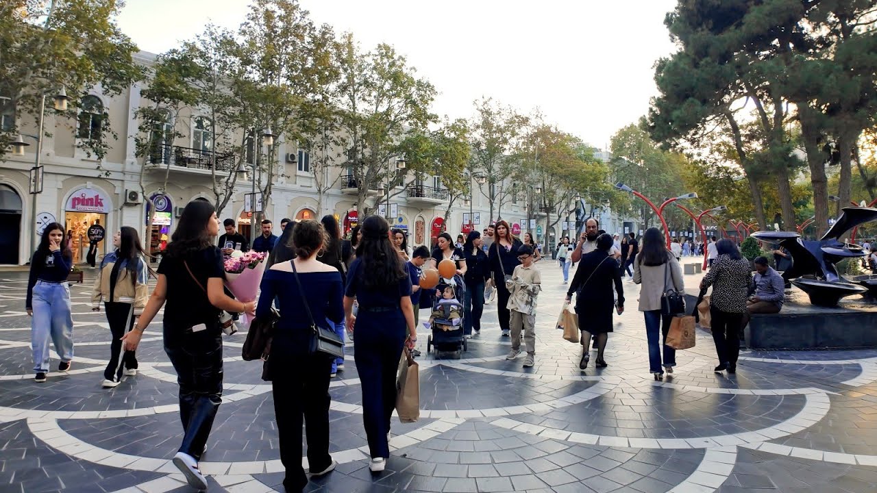 Bakı Tarqovu Nizami K&uuml;&ccedil;əsi - Piyada Gəzinti Turu - Baku, Azerbaijan #walking