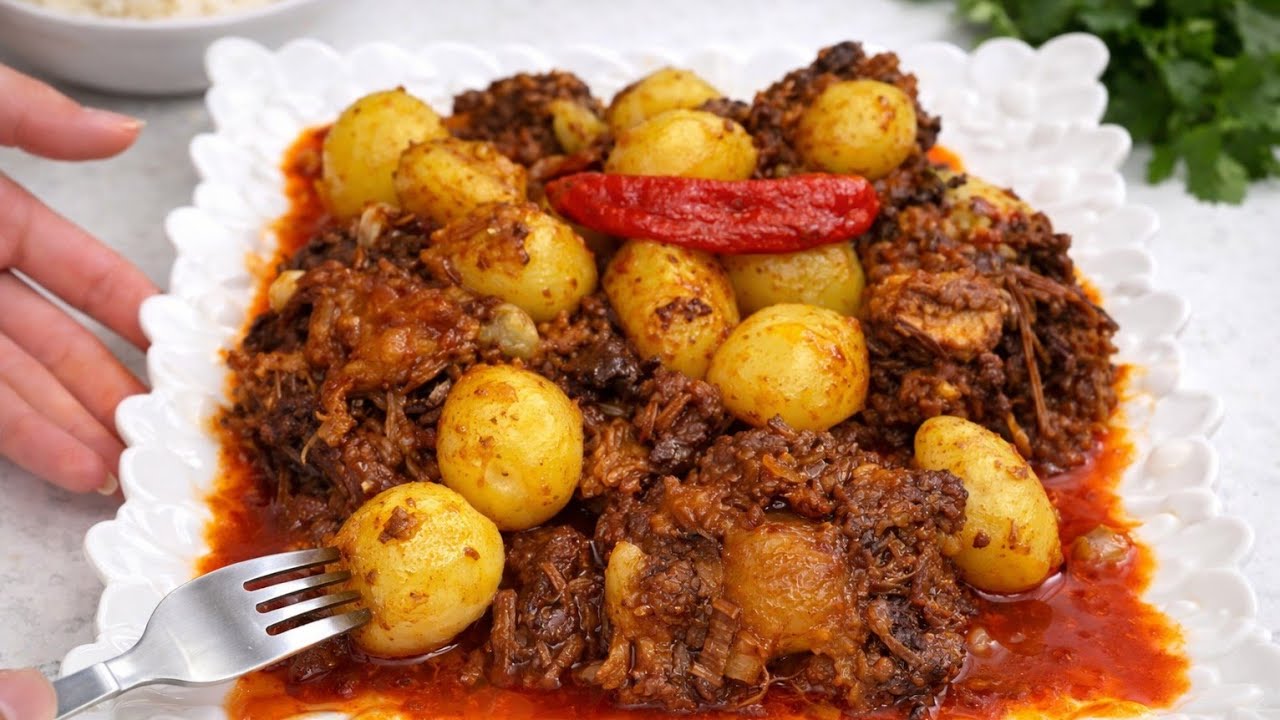 ¡Cocina Tradicional Española! Receta Exquisita de Rabo de Toro Paso a Paso