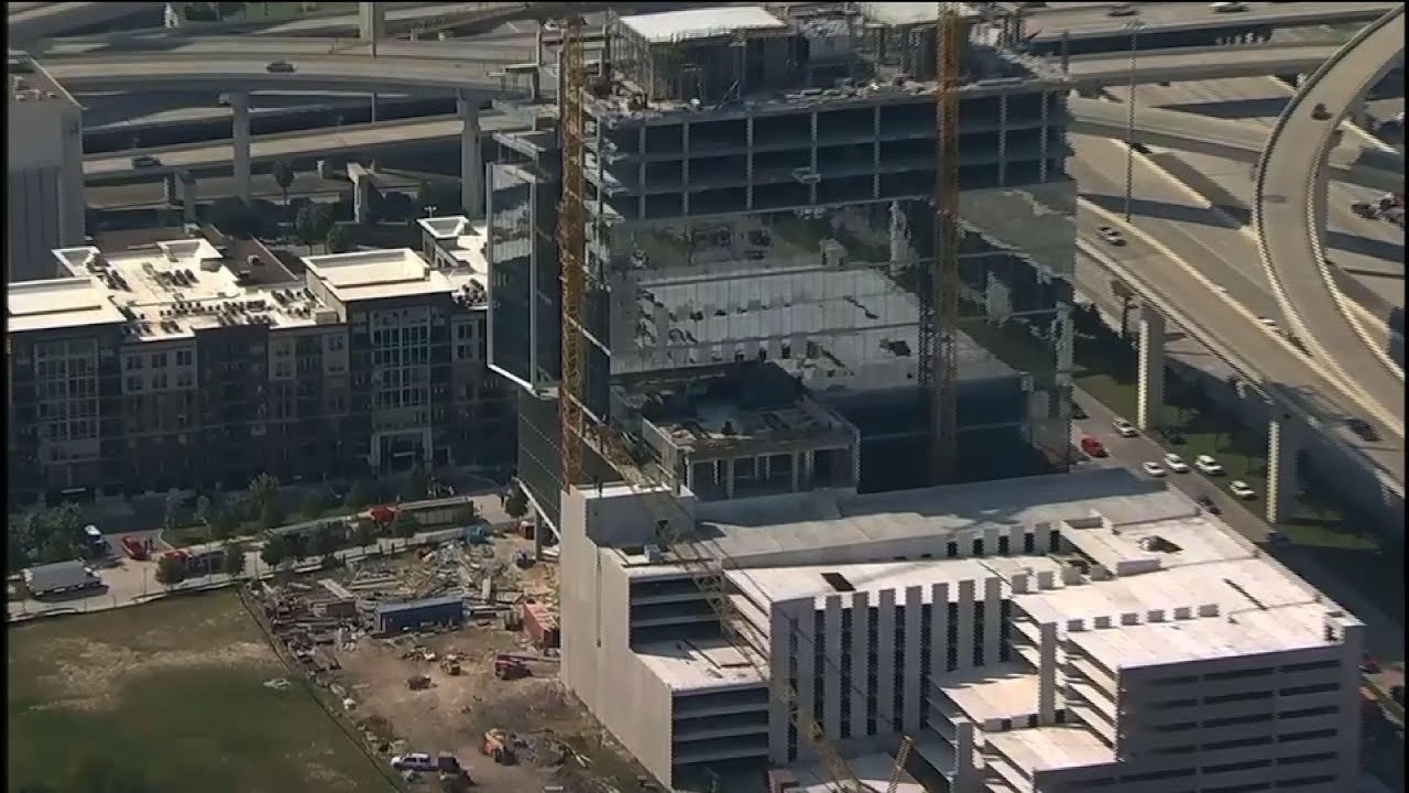 3 dead in Texas after partial building collapse