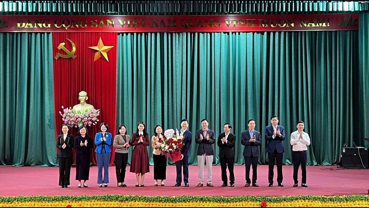 Gặp mặt giao lưu văn nghệ