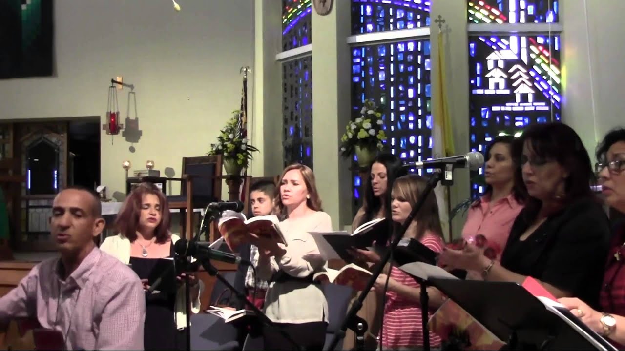 AMÉMONOS DE CORAZÓN  cantado por el Coro de la Iglesia Católica de Holy Redeemer, Kissimmee, Fl