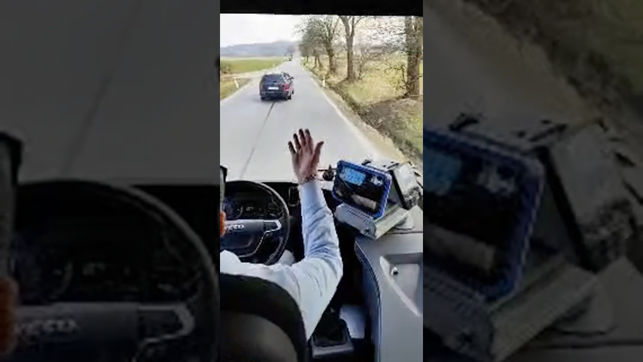 СНОВА ОПАСНАЯ ЕЗДА #водительавтобуса #ситуация #дорога #пдд #работа #скорость #автобус