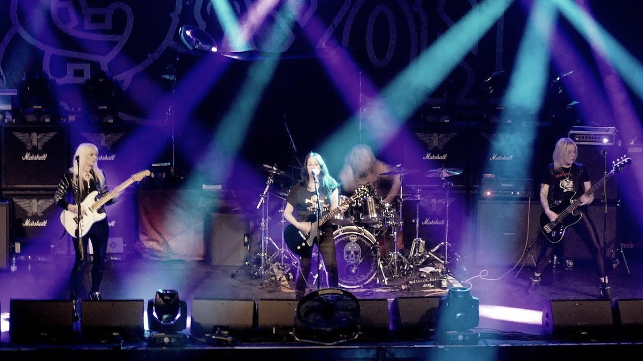 GIRLSCHOOL: Hit And Run(part I) - DOCKS Hamburg - 2025-02-17