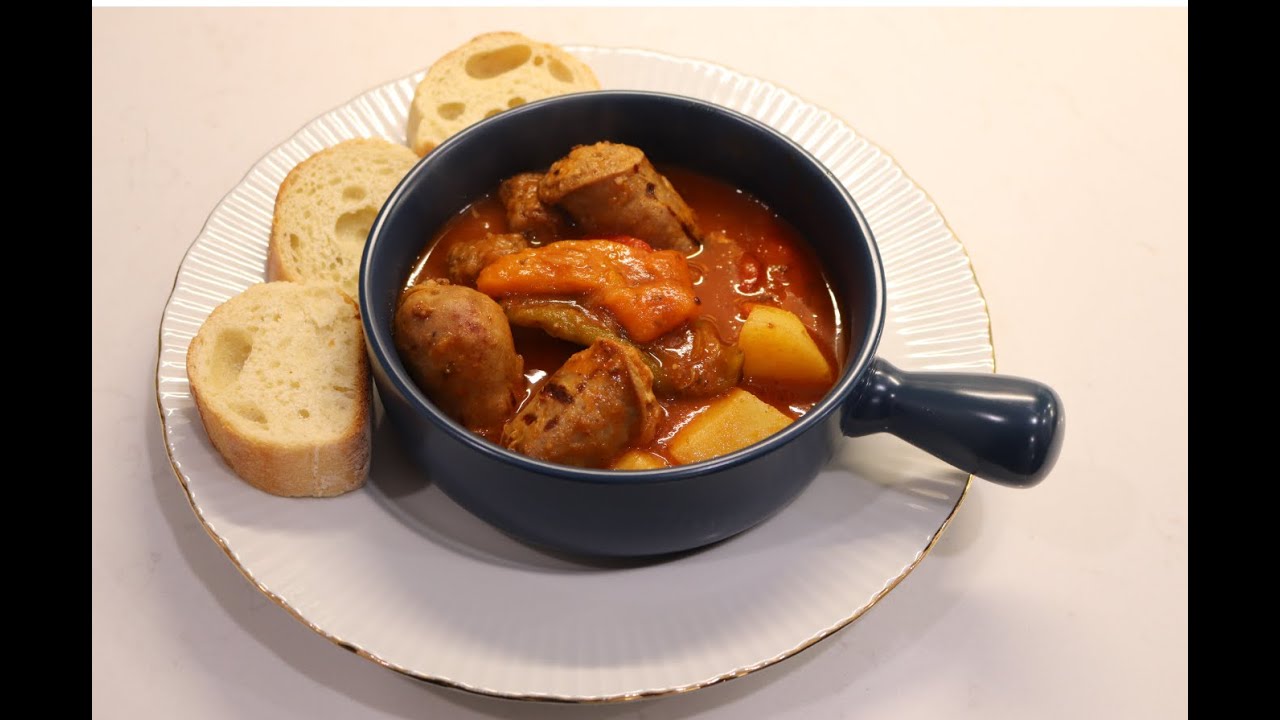 Hearty Honey-Garlic Sausage, Sweet Pepper, Onion, and Potato Stew