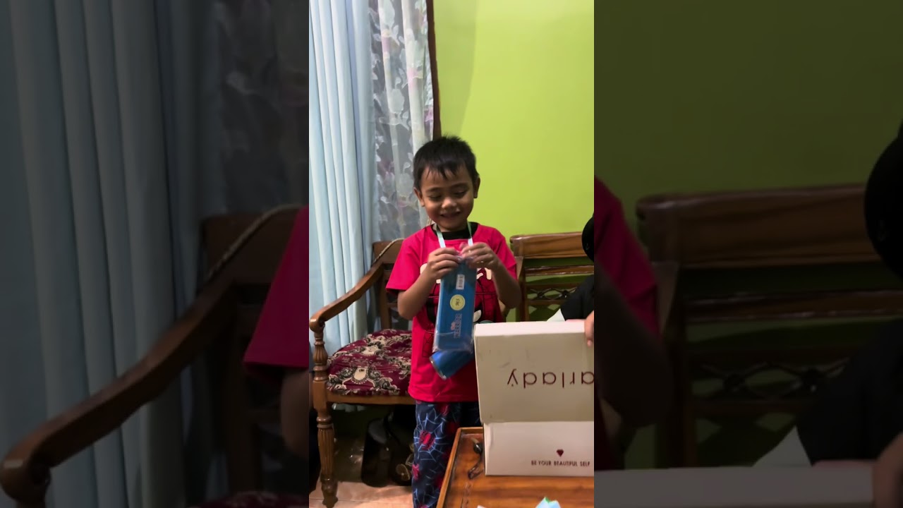 Fawwaz ultah. 3 Juni 2025