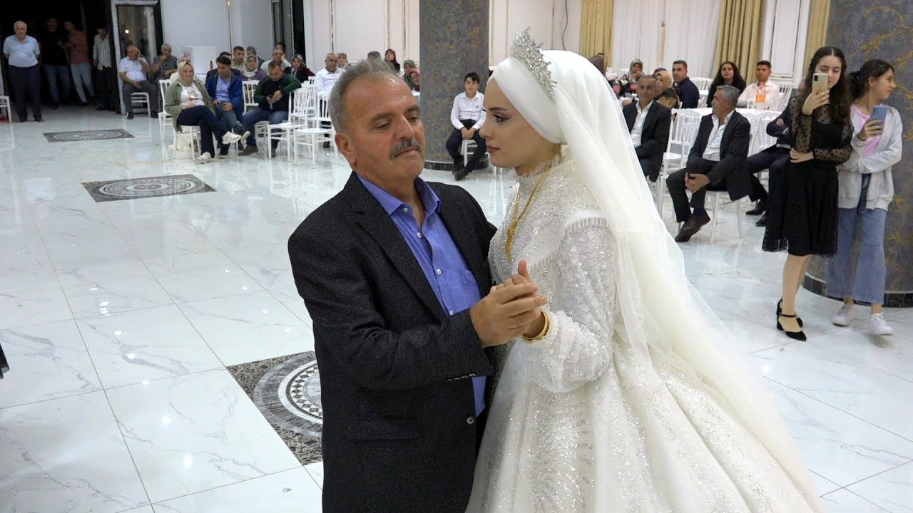 Gelin Kuşak Bağlama / 2023 / 4K - Şeydanur'un Babasıyla Duygusal Dansı ve Gelin Kuşağının Bağlanması