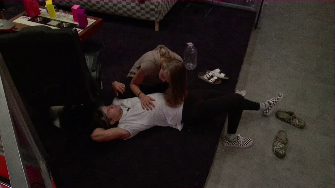 tyler & haleigh have a convo; kaitlyn interrupts 😒
