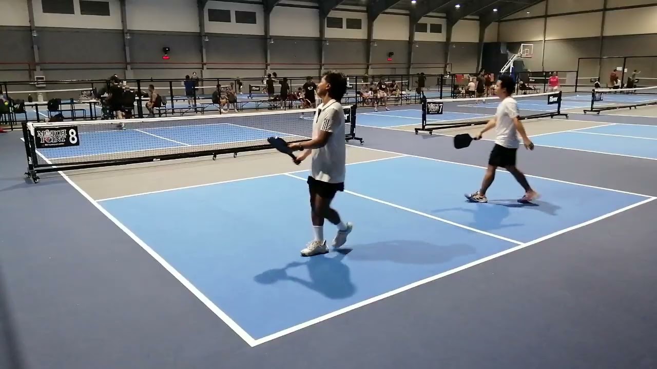 White Rollers vs Black Strikers 🤩🔥 Pong-Job vs Effem-Christian