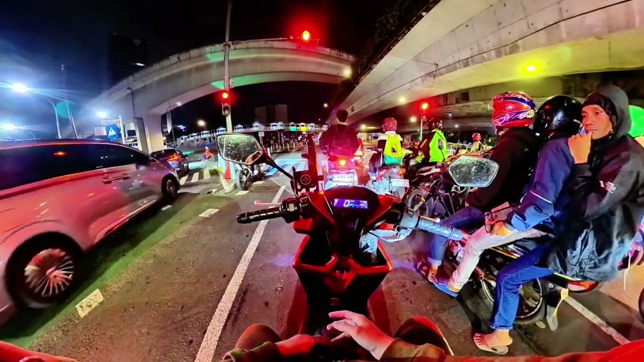 Suasana Di Malam Hari #bons2252#vario 