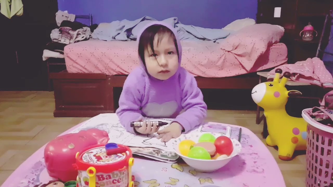 IVANNA APRENDIENDO A COLOREAL