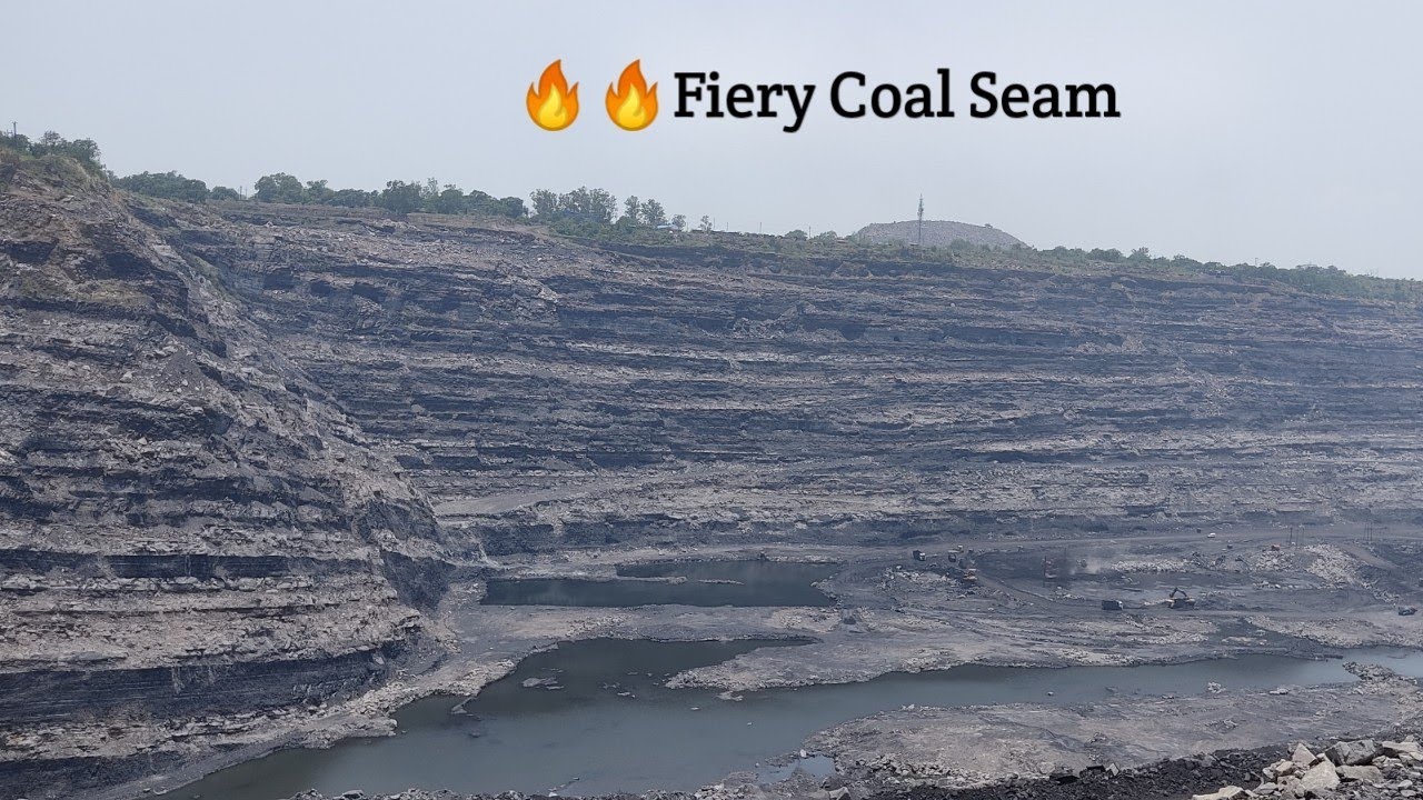 Visiting Fiery Opencast Coal mines of AKWMC ( West Modidih) Dhanbad, jharkhand |जलता हुआ कोयला |