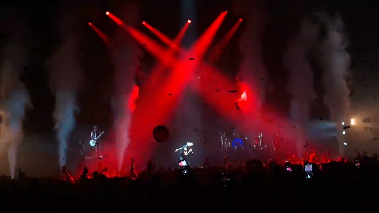 sum 41 - 88 outro, the hell song, over my head - slam dunk festival '24, france - 22 june 2024