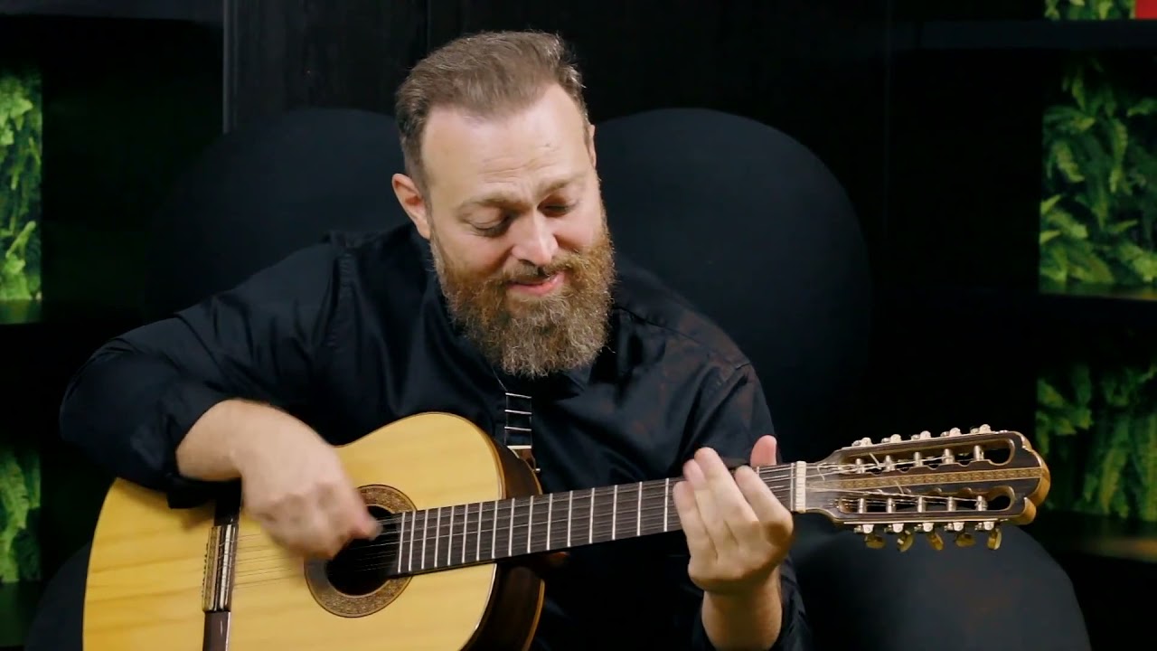 Marcus Biancardini Tocando Viola Junto de Filha de Tião Carreiro