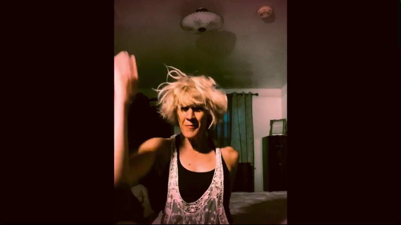 Maxdeago & Stephsomething  -  Rebel Yell  B. Idol Cover