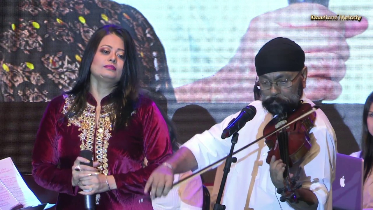 Aate jaate- Hanste Gaate  Live performance by Maestro Uttam Singh & Rupa Chak. Film: Maine Pyar Kiya