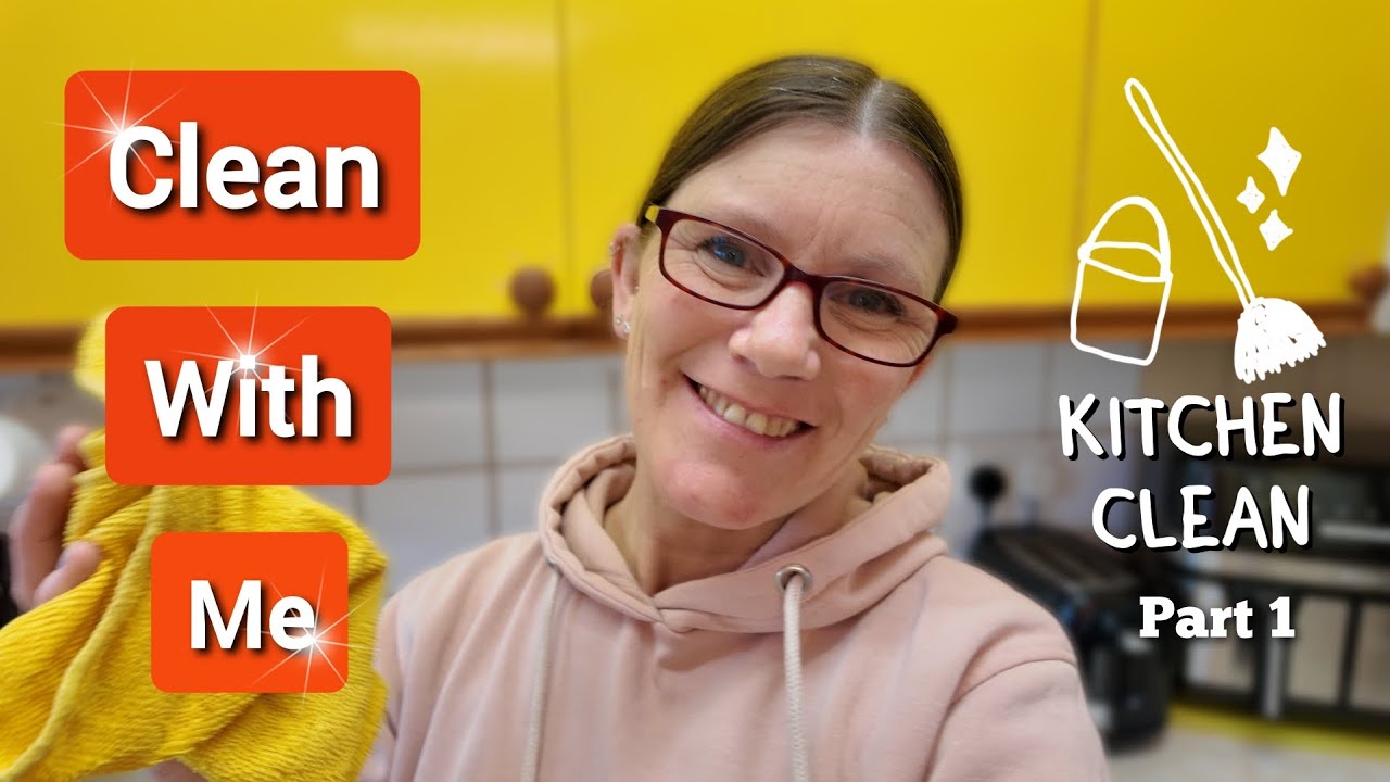 Clean with me ● Kitchen clean part 1 of 2 ● UK family of four